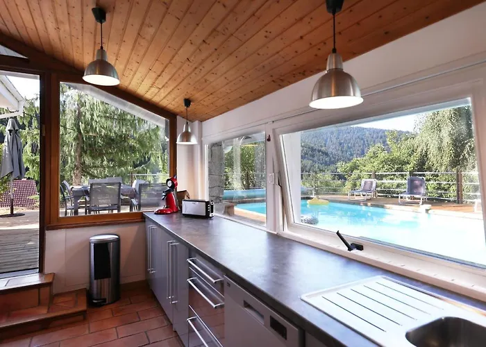 Le Blanc - Jacuzzi / Piscine / Sauna Chalet *